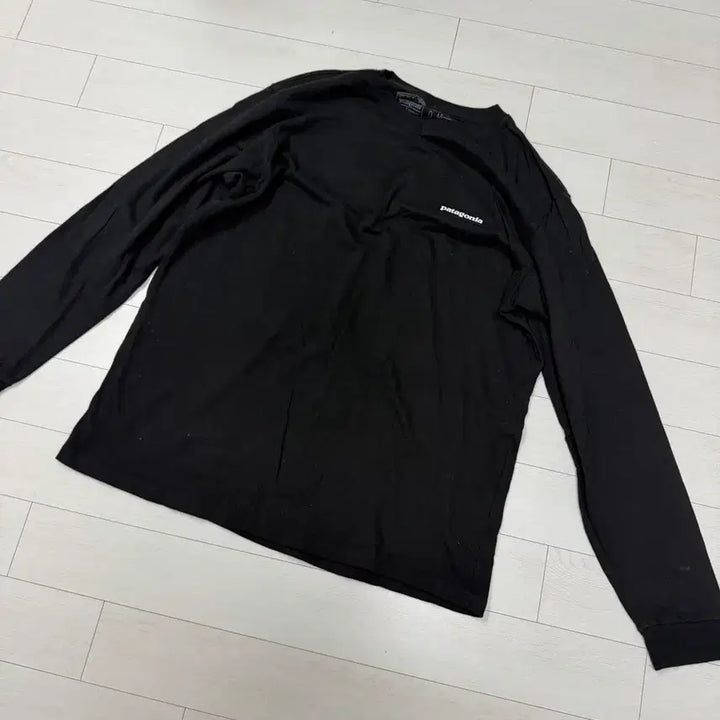 [BUNJANG] Patagonia Long Sleeve T-Shirt Size L / 파타고니아 긴팔 티셔츠 L 사이즈