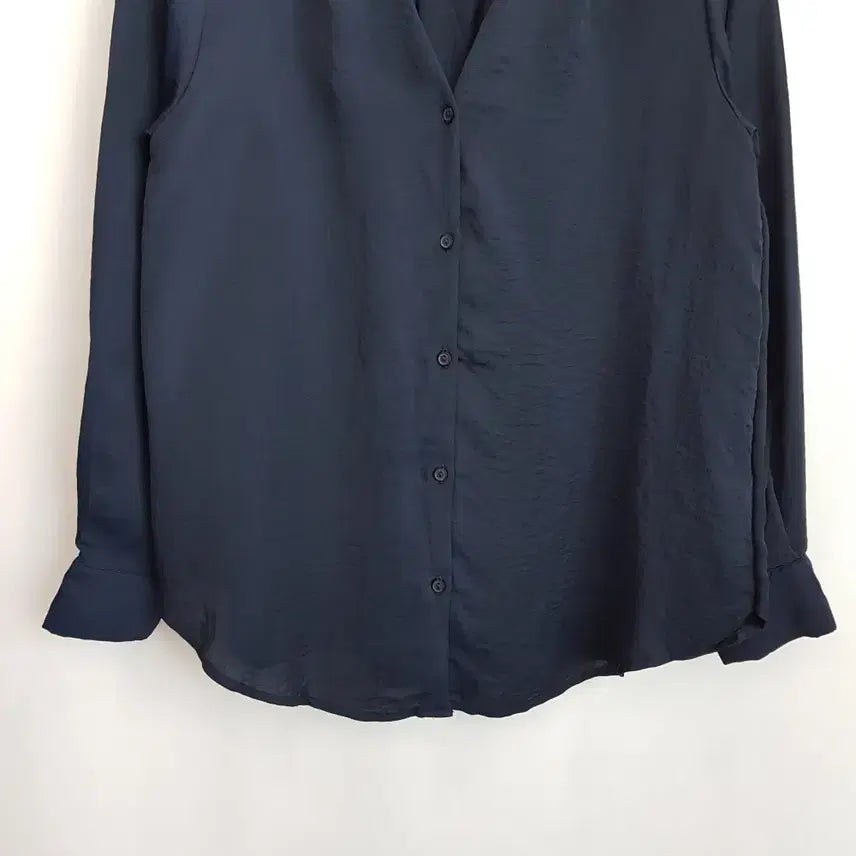 [BUNJANG] Uniqlo V-Neck Boxy Long-Sleeve Blouse - Navy, Women&
