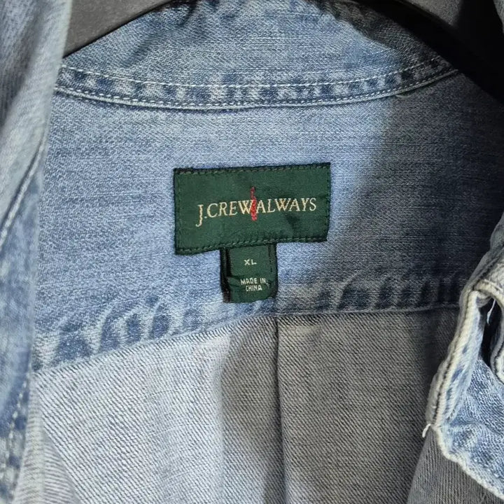 [BUNJANG] J.Crew Denim Shirt XL / 제이크루 데님셔츠 XL