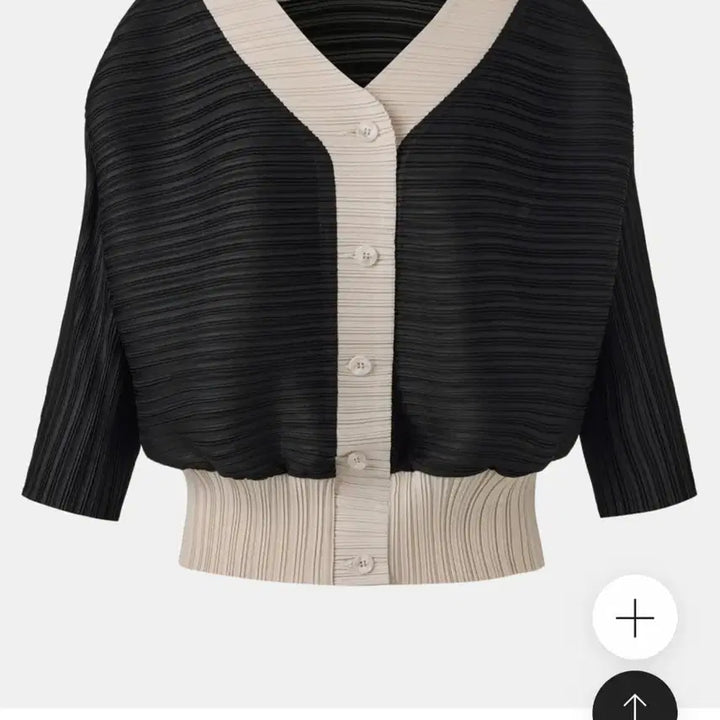 [BUNJANG] Pleats Me Cardigan Black Ivory / 새제품) 플리츠미 가디건. 프리