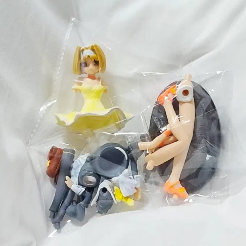 [BUNJANG] Classic Anime Bishoujo Gacha Figure Bundle / 고전 애니 미소녀 가챠 피규어 일괄 판매