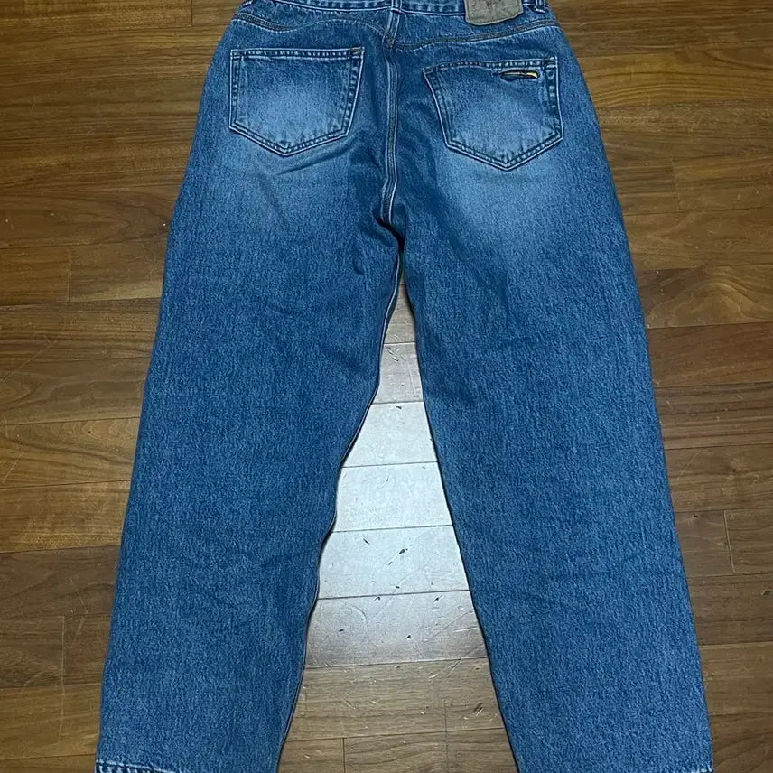 [BUNJANG] VDR Classic Wide Tapered Denim Pants (Light Blue) / Vdr 테이퍼드 데님