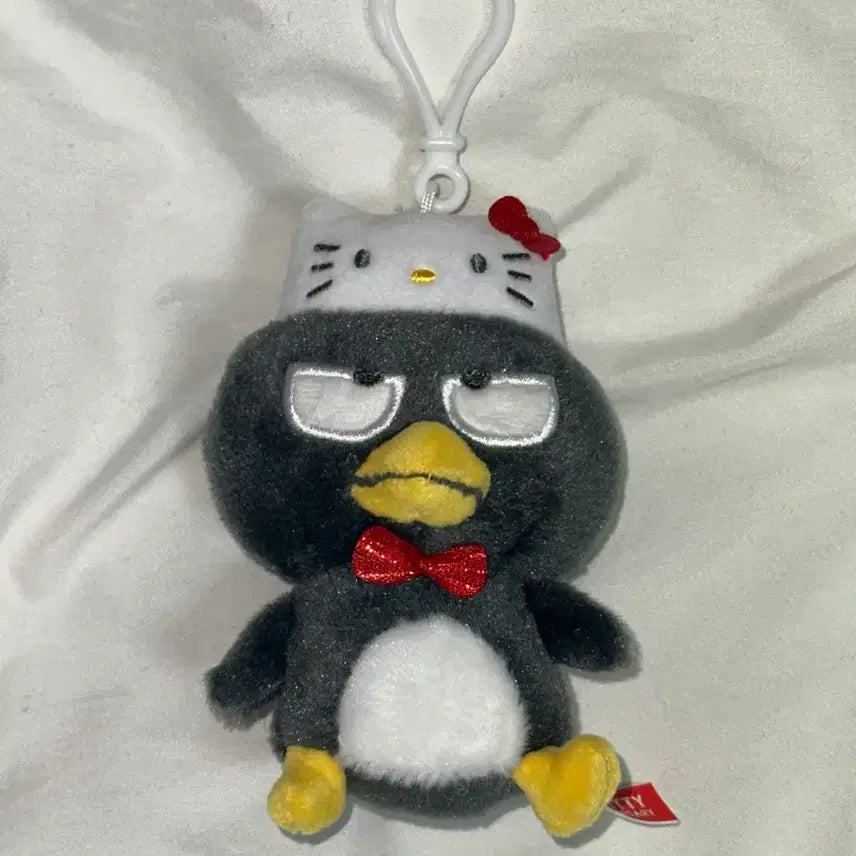 [BUNJANG] Sanrio Hello Kitty 50th Anniversary Series Badtz-Maru Plush Keychain / 산리오 헬로키티 50주년 시리즈 인형 키링 배드바츠마루