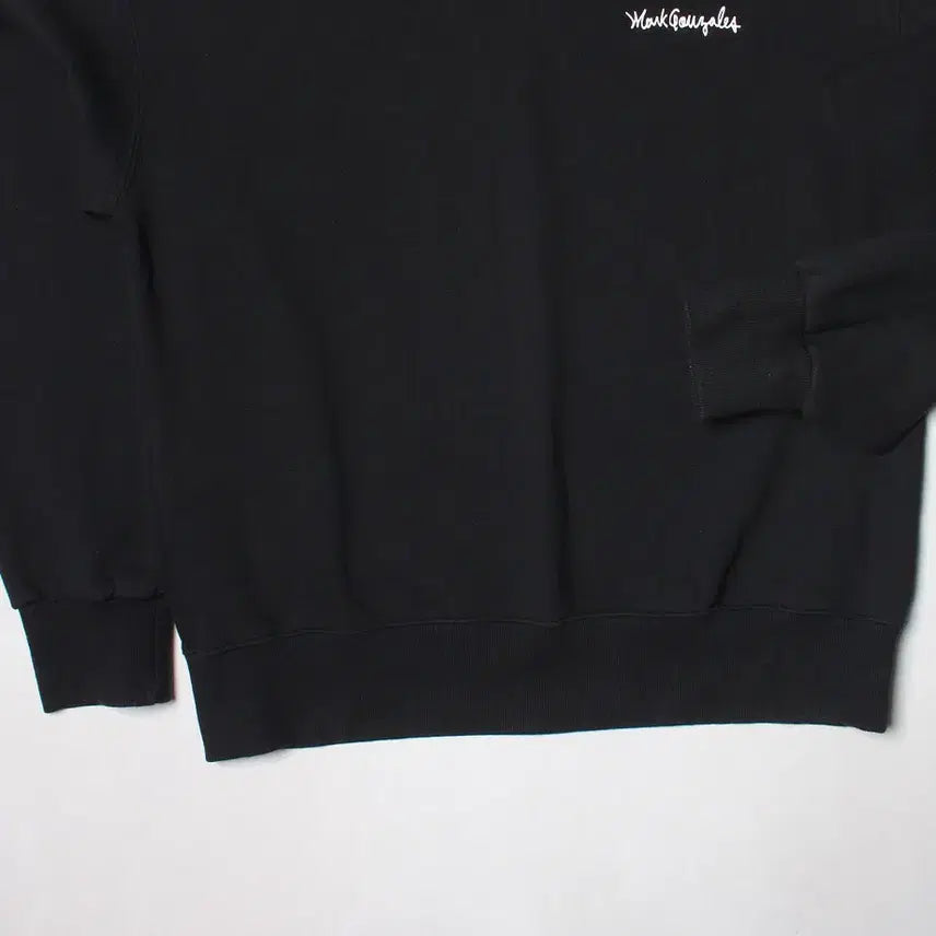 [BUNJANG] Mark Gonzales "Back Logo" Sweatshirt (Loose Fit) / 100 마크곤잘레스 백로고맨투맨 루즈핏 235