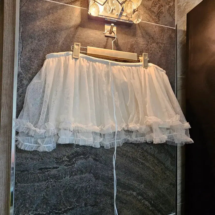 [BUNJANG] White Tiered Tulle Skirt / 화이트 캉캉 튜튜 스커트(새상품)