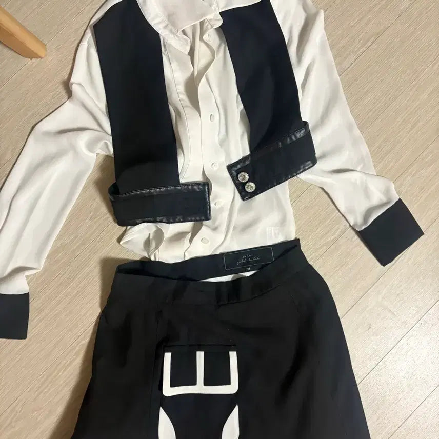 [BUNJANG] JMONT Two-Piece Blouse and Skirt Set (M) / JMONT 블라우스 스커트 투피스 셋트 M 수입의류