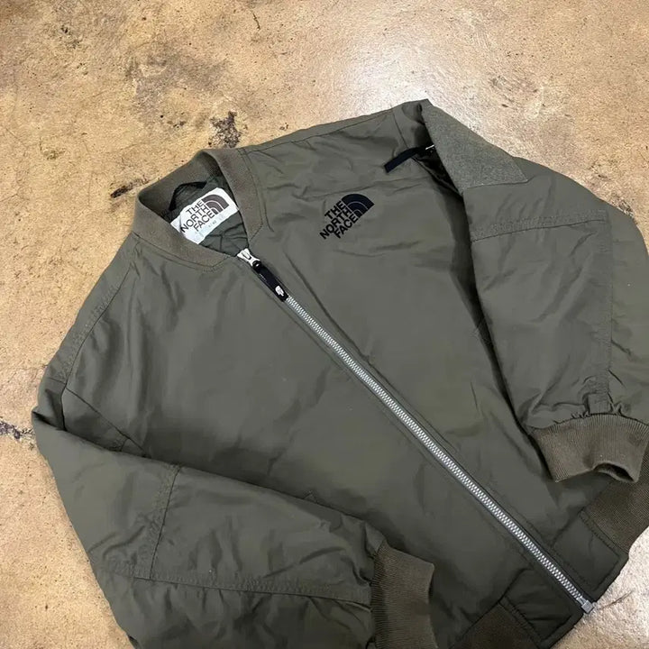 [BUNJANG] The North Face Khaki Bomber Jacket / [정품/S] 노스페이스 카키색 봄버 자켓