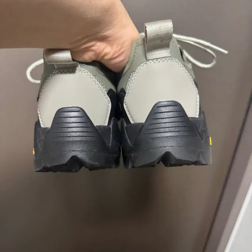 [BUNJANG] ROA Catarina Light Khaki / (EU 45) 로아 카타리나 라이트 카키