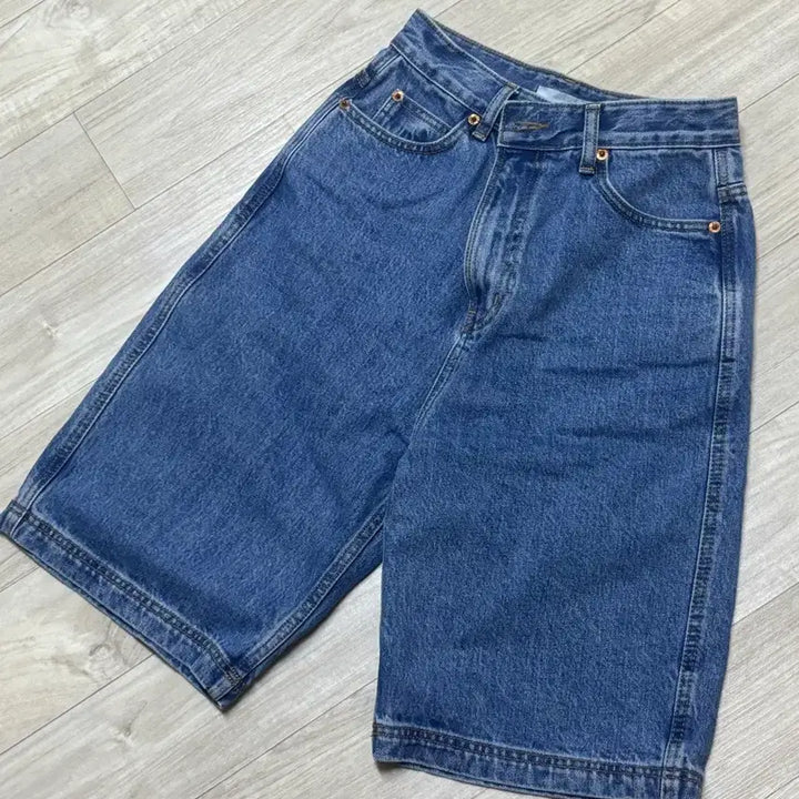 [BUNJANG] Grove Denim Shorts / 그로브 데님반바지