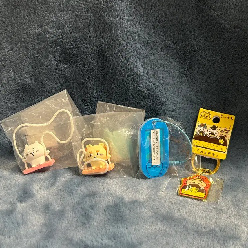 [BUNJANG] Chiikawa Swing Gacha Goods Set of 4 / 치이카와 그네가챠굿즈4종세트
