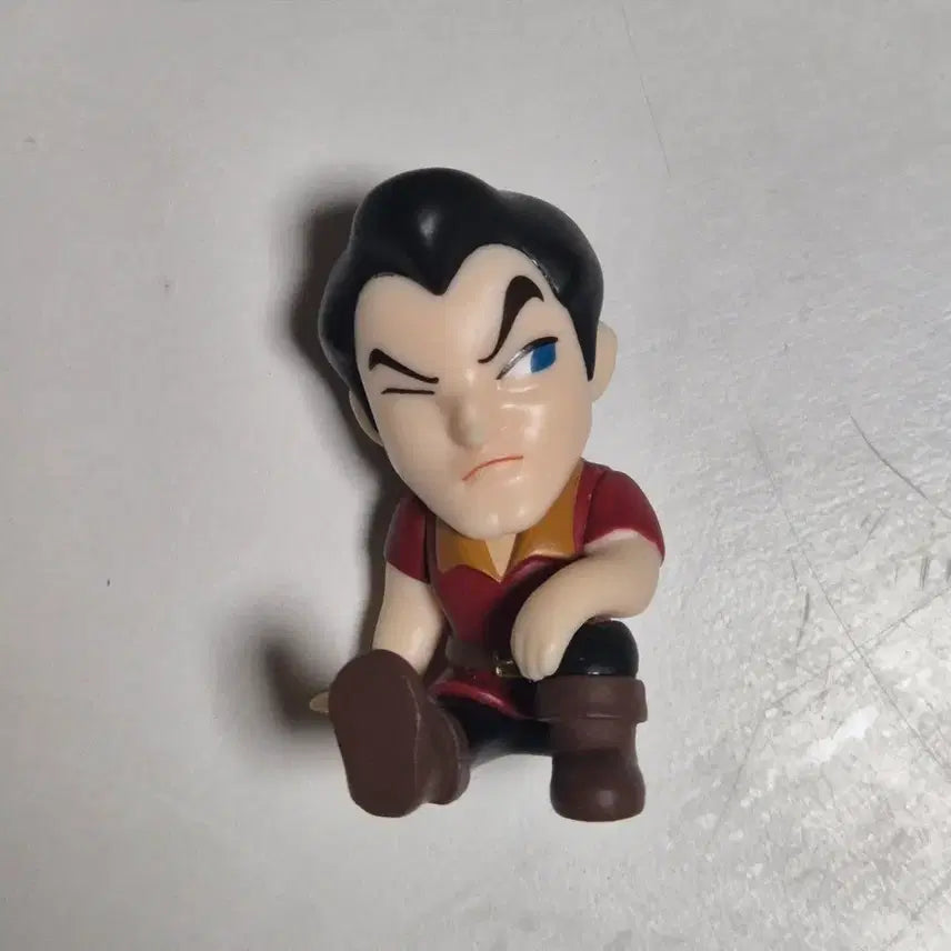[BUNJANG] Disney Beauty and the Beast Gaston Shoulder Gacha / 디즈니 미녀와야수 어깨꿍 가챠 - 가스통
