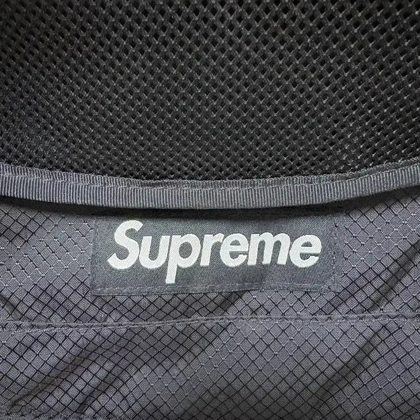 [BUNJANG] Supreme Small Messenger Bag Black 22SS / 슈프림 스몰 메신저백 블랙 22SS