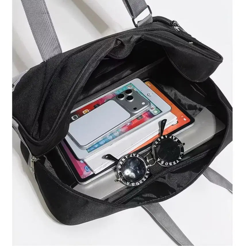 [BUNJANG] Persona 5 School Bag Crossbody Bag (Sealed) / 미개봉) 페르소나5 학교 가방 크로스백