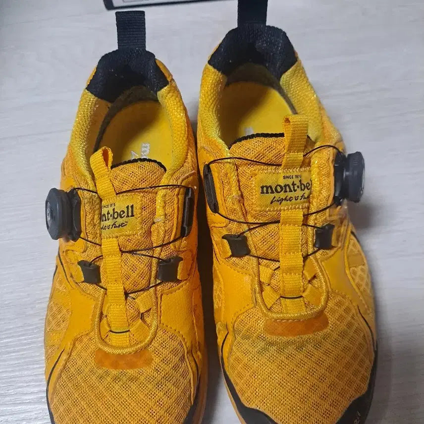 [BUNJANG] Montbell Hiking Boots Yellow 235mm / 몽벨 등산화 235mm 옐로우