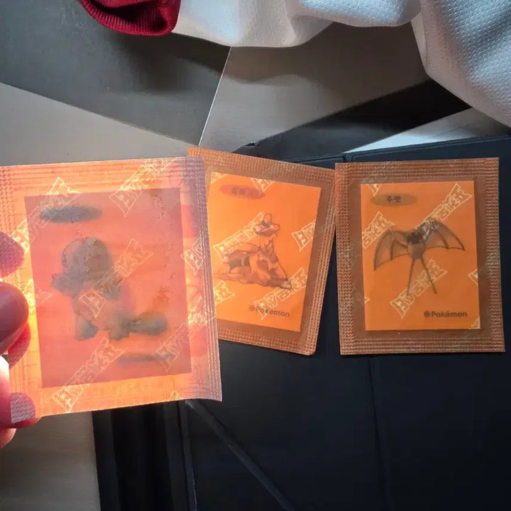 [BUNJANG] Pokemon 30th Anniversary Ttibusil Bundle - Squirtle, Zubat, Golbat / 미개봉 포켓몬 빵 띠부씰 30주년 꼬부기 질뻐기 쥬뱃 케이시 알통몬 일괄