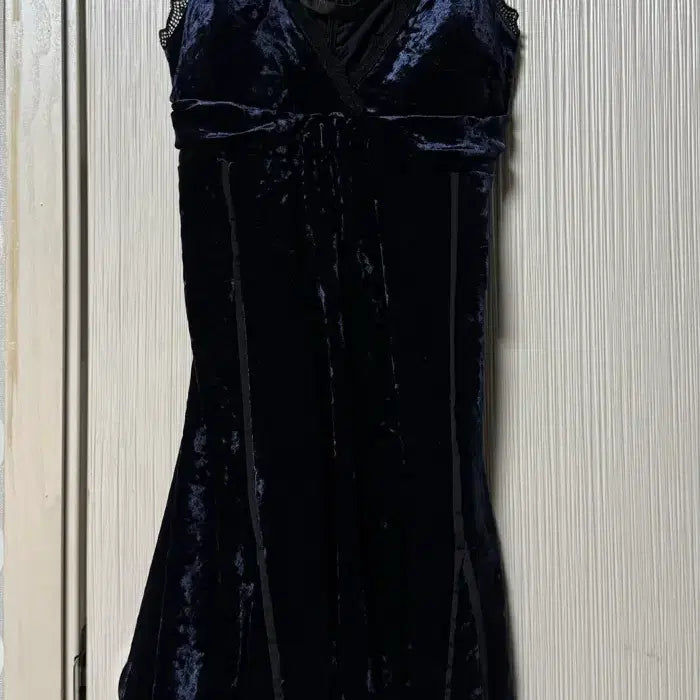 [BUNJANG] Navy Velvet Lace Slip Dress / 네이비 벨벳 레이스 슬립 원피스