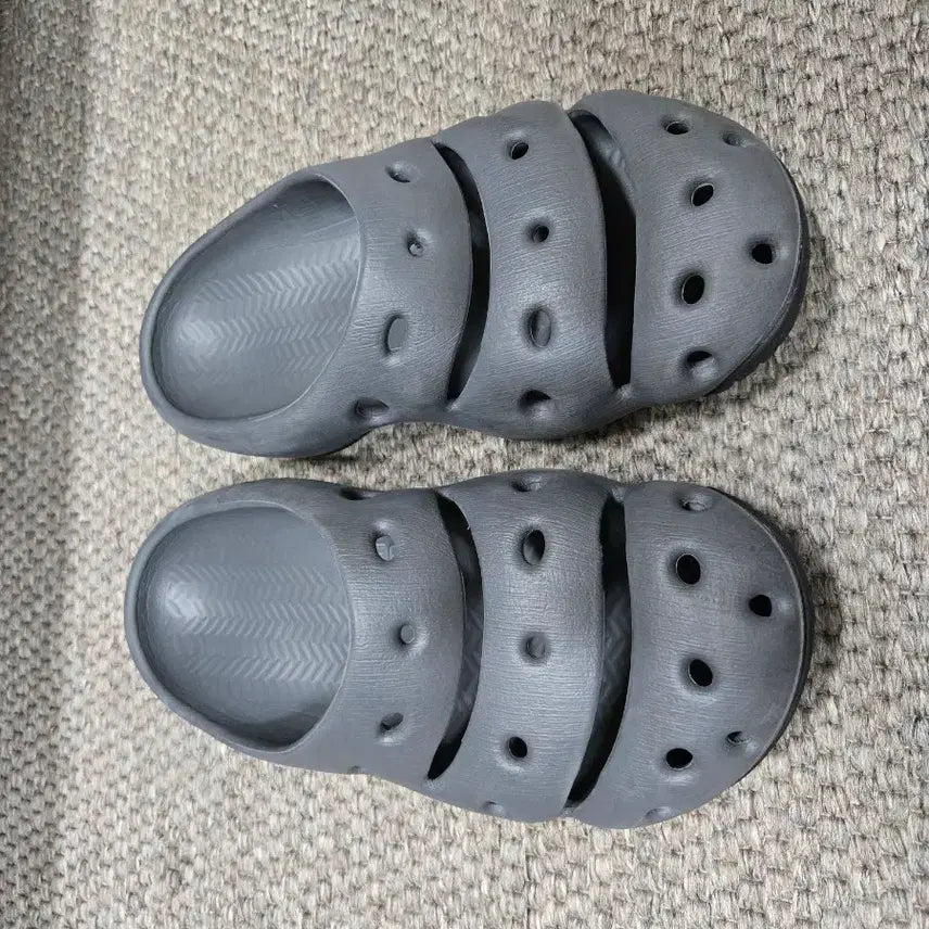 [BUNJANG] Kin ­ Slip-on Shoes (Gray 260, White 250) / 킨 슬러퍼 회색260  흰색250