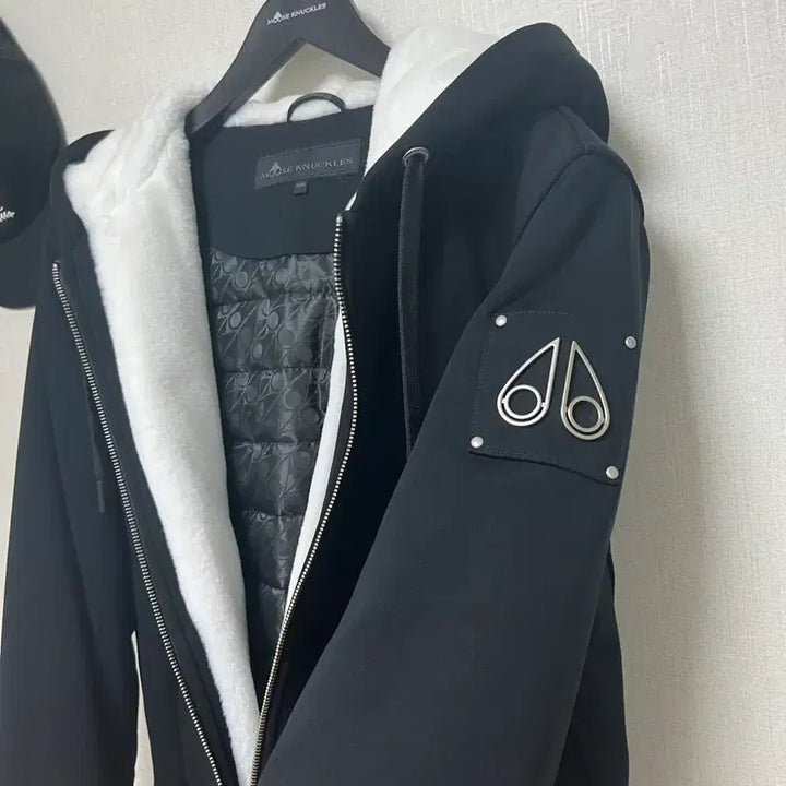 [BUNJANG] Moose Knuckles Bunny Fur Parka Black M Size / 무스너클 버니 블랙 퍼 M사이즈