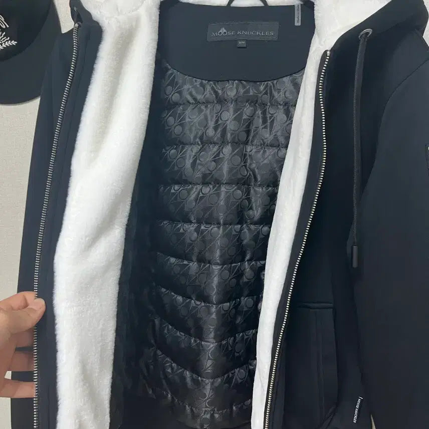 [BUNJANG] Moose Knuckles Bunny Fur Parka Black M Size / 무스너클 버니 블랙 퍼 M사이즈