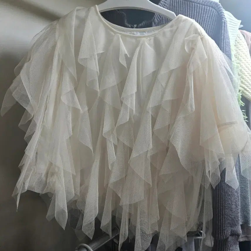 [BUNJANG] White Frill Blouse / (새거)화이트 프릴 블라우스