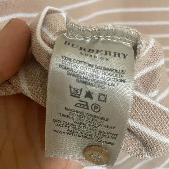 [BUNJANG] Burberry Short Sleeve Collar Polo Shirt - Size M / 버버리 반팔 카라 폴로티 M