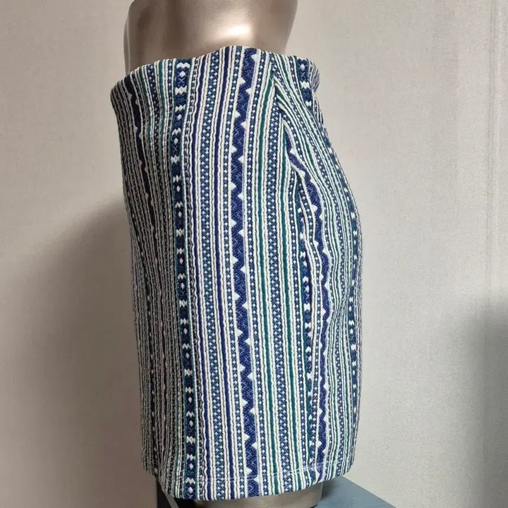[BUNJANG] Zara Striped Midi Skirt Size S / 자라 스트라이프 스커트 S 사이즈