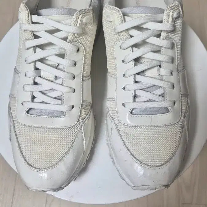 [BUNJANG] Louis Vuitton Run Away Sneakers / 루이비통 런어웨이 스니커즈