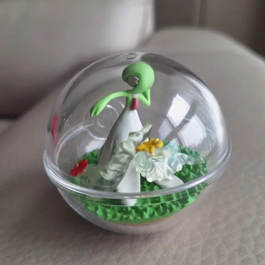 [BUNJANG] Pokemon Gardevoir Terrarium Figure / 포켓몬 가디안 테라리움 피규어