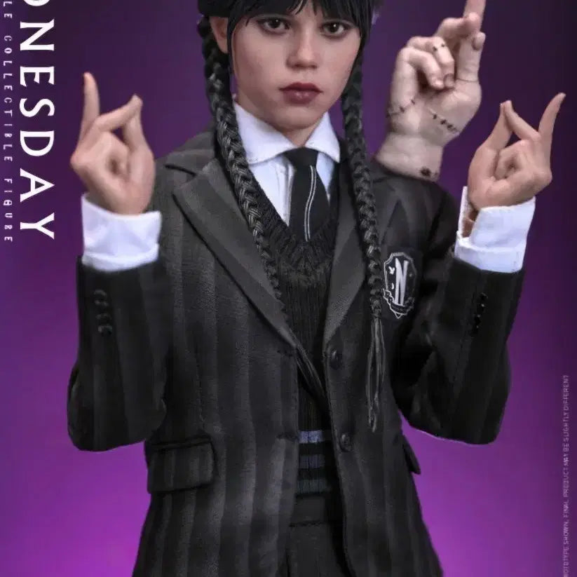 [BUNJANG] Hot Toys Wednesday Addams TMS135 1/6 Scale Figure / 핫토이 웬즈데이 1/6 피규어