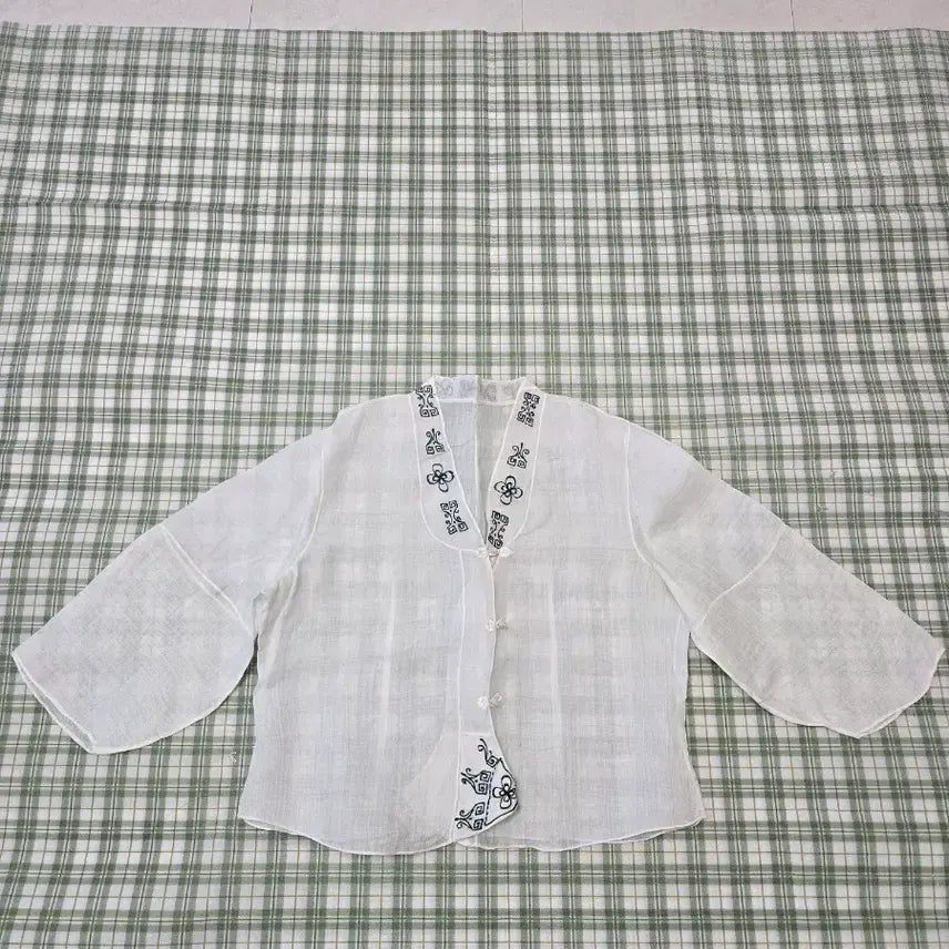 [BUNJANG] Ramie Embroidered Modern Jeogori - Size 77 / 3 ㅡ모시 자수 개량저고리  ㅡ77