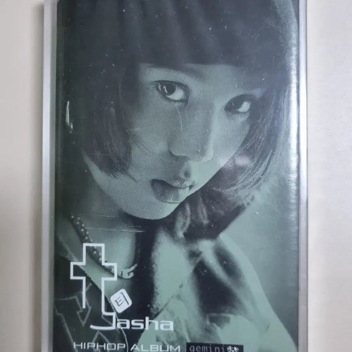 [BUNJANG] T Yoonmirae 1.5th Album Unsealed Cassette Tape / t 윤미래 1.5집 힙합 앨범 (미개봉 카세트테이프)