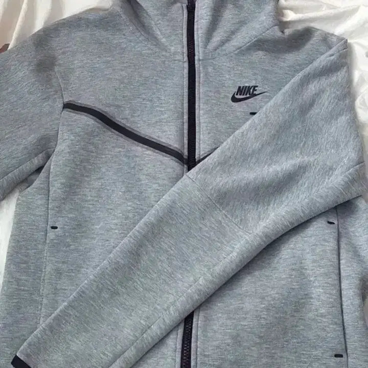 [BUNJANG] Nike Tech Fleece Full Zip Hoodie Grey S / 나이키 테크팩 풀집업 회색 S