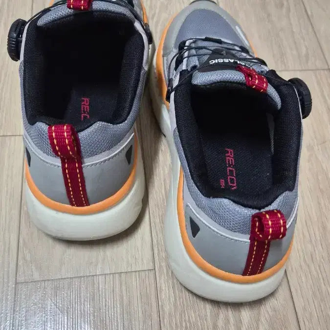 [BUNJANG] Archiclassic Grey Dial Recovery Sneakers / 아키클래식 회색 운동화 다이얼 Recovery