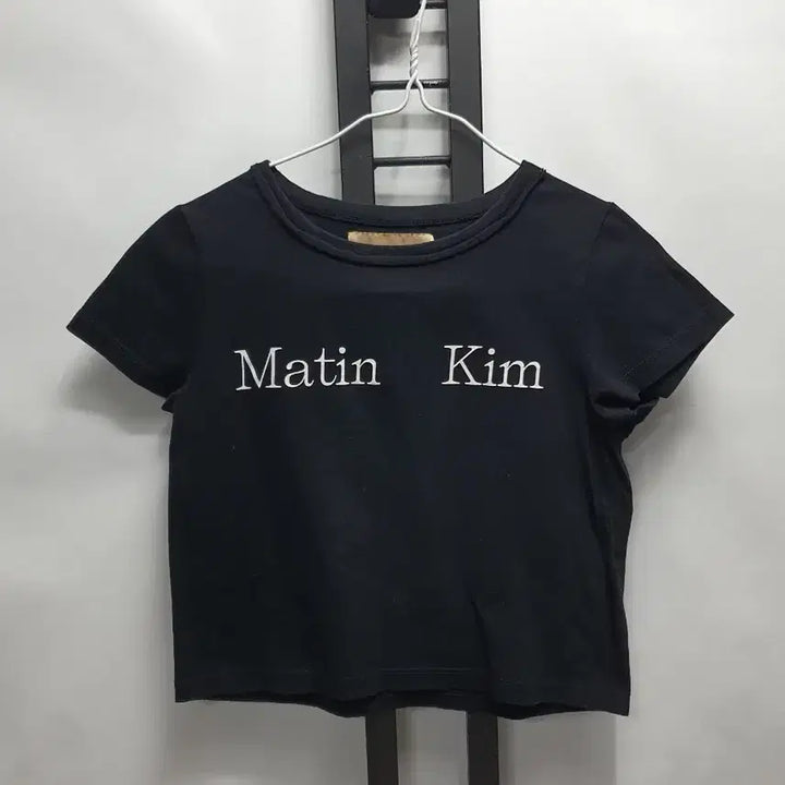 [BUNJANG] Matin Kim Cropped Short Sleeve T-Shirt Black / 마뗑킴 크롭 반팔 티셔츠 블랙