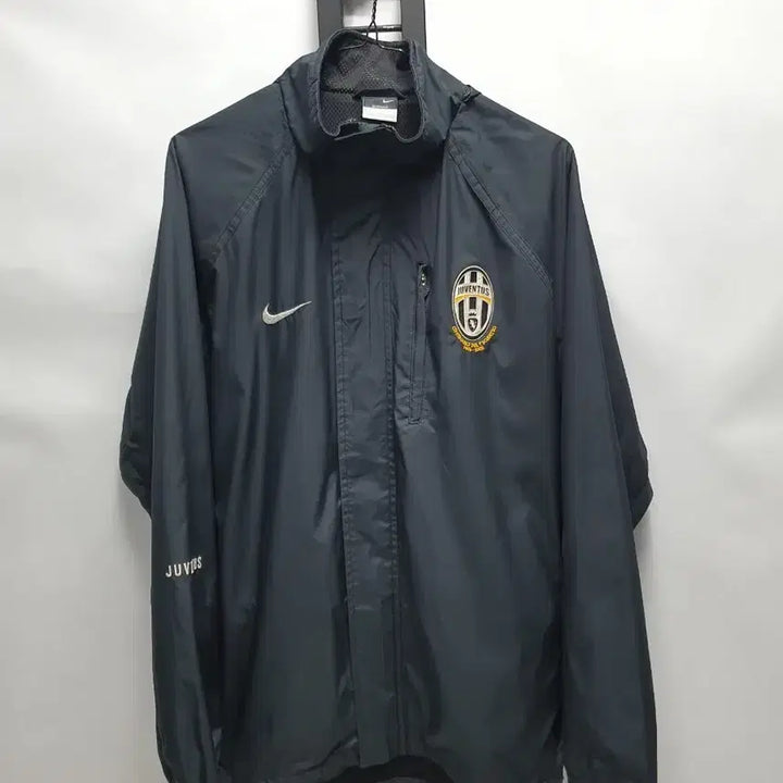 [BUNJANG] Nike Juventus 00s Climafit Jacket Black M / 나이키 유벤투스 바람막이 00s 클리마핏 자켓 블랙 m