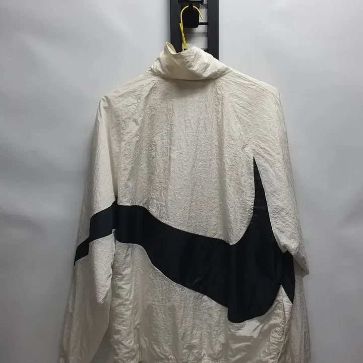 [BUNJANG] Nike Big Swoosh Woven Jacket White L / 나이키 바람막이 빅스우시 우븐 자켓 화이트 L