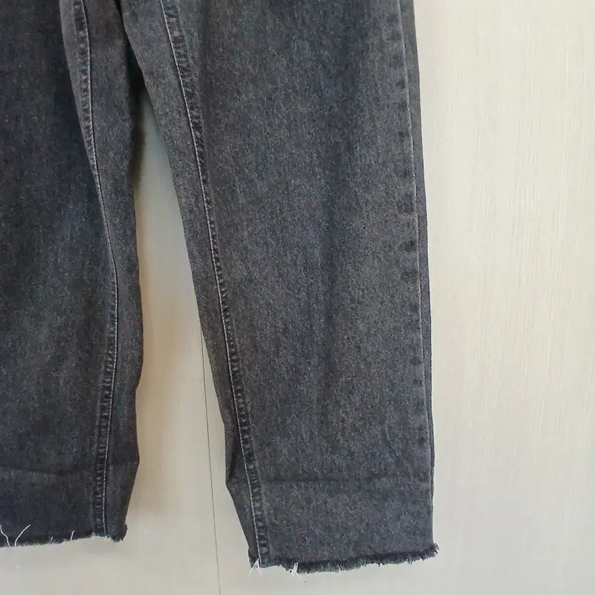 [BUNJANG] Black Washed Denim Pants / 블랙 워싱 데님 밴딩 바지