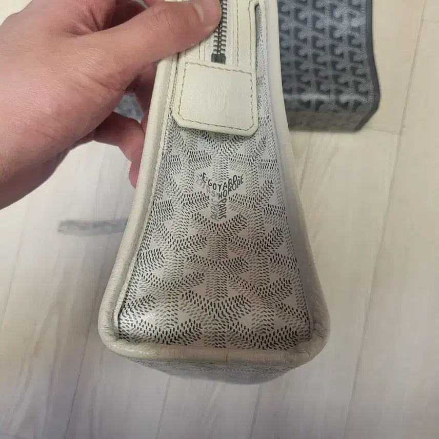 [BUNJANG] Goyard Jumunce Clutch White GM with Keyring / 고야드 쥬방스 클러치 키링포함 화이트gm