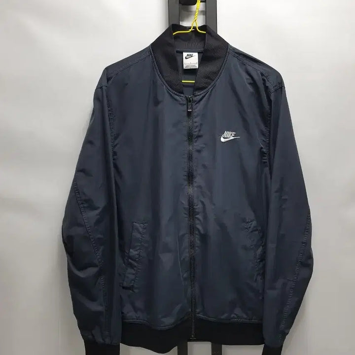 [BUNJANG] Nike Woven Unlined Bomber Jacket Black / 나이키 바람막이 우븐 언라인드 봄버 자켓 블랙 L