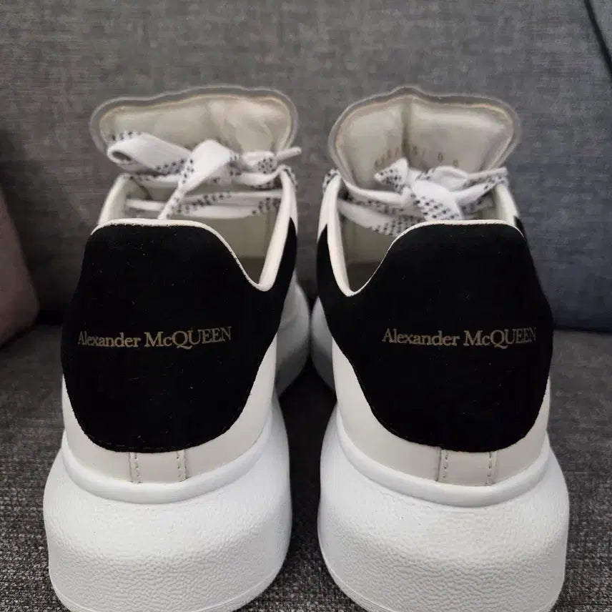 [BUNJANG] Alexander McQueen Oversized Sole Sneakers White 37 / 정품 알렉산더 맥퀸 오버솔 스니커즈 화이트 37