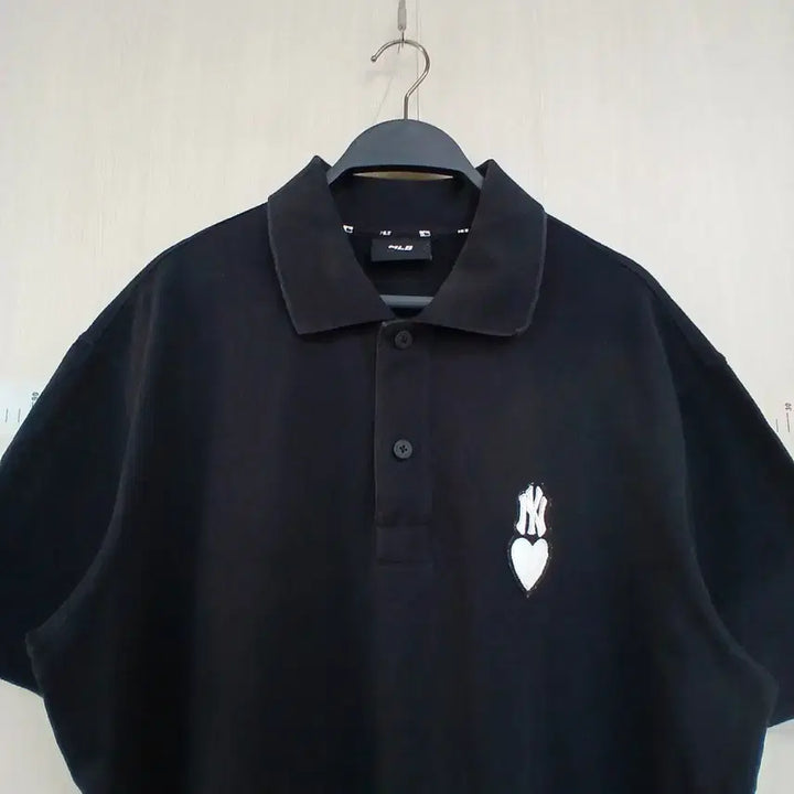 [BUNJANG] MLB Heart NY Black Short Sleeve Polo T-Shirt / MLB 하트 NY 블랙 반팔 카라티
