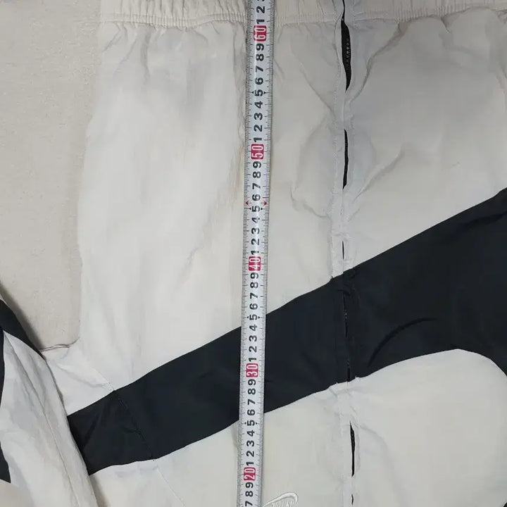 [BUNJANG] Nike Big Swoosh Woven Jacket White S / 나이키 바람막이 빅스우시 우븐 자켓 화이트 s