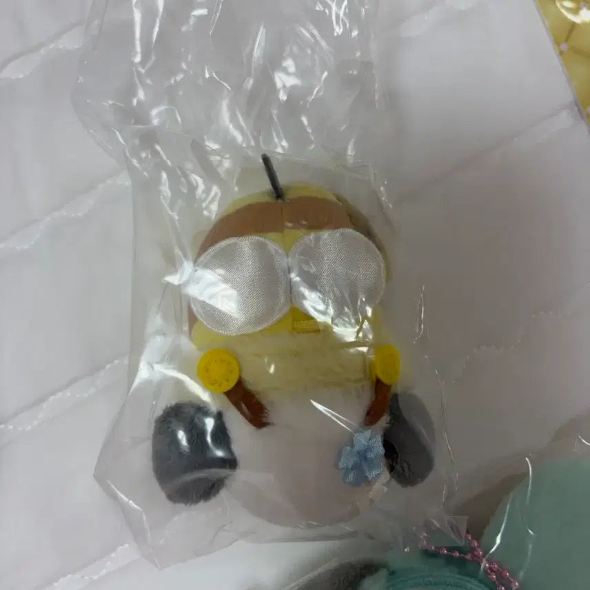 [BUNJANG] Sanrio Pochacco Honey Pouch Keyring / 포차코 벌꿀 파우치키링