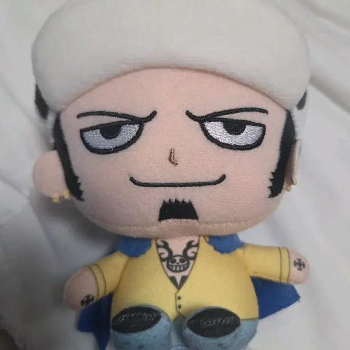 [BUNJANG] One Piece Trafalgar Law Plush Doll / 원피스 트라팔가 로우 누이 누이구루미 인형