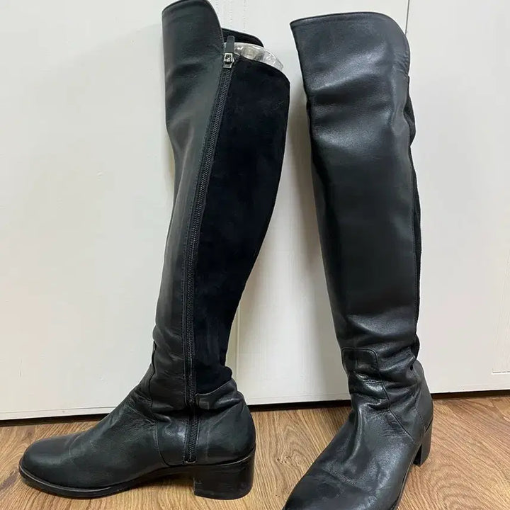 [BUNJANG] Helena and Christy Leather Long Boots Size 250 / 핼레나앤크리스티 가죽 롱부츠 250