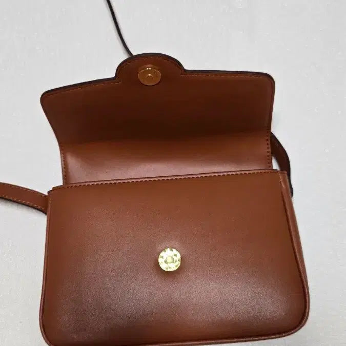 [BUNJANG] Unused Leather Crossbody Tote Bag / 새것 가죽 크로스백 토트겸용  브라운