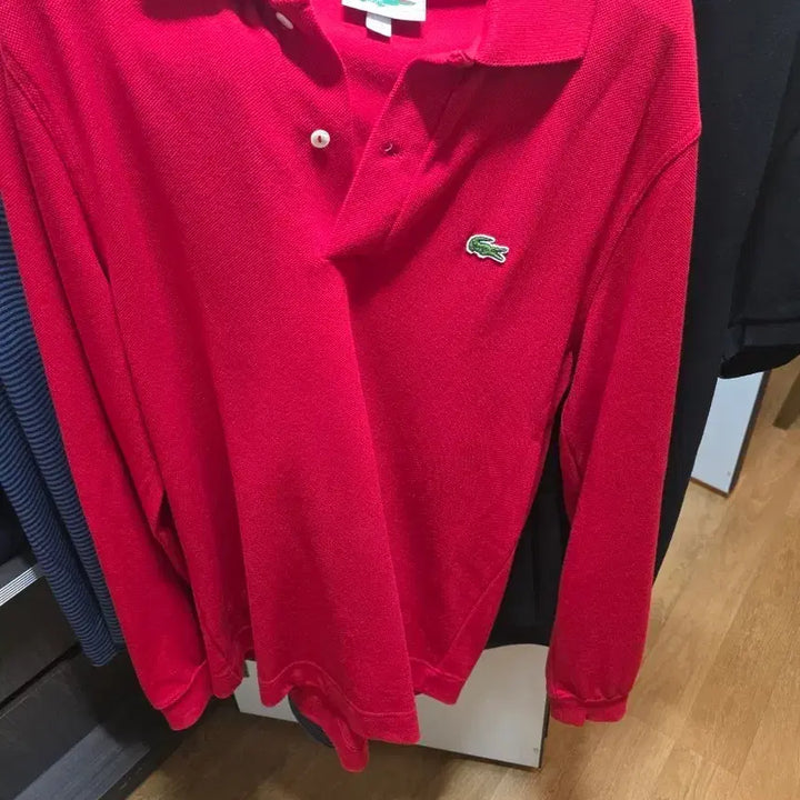 [BUNJANG] Lacoste Red Long-Sleeve Polo Shirt Size 4 (Approx. 100) / 라코스테 빨간색 긴팔 폴로셔츠 4사이즈(100정도)
