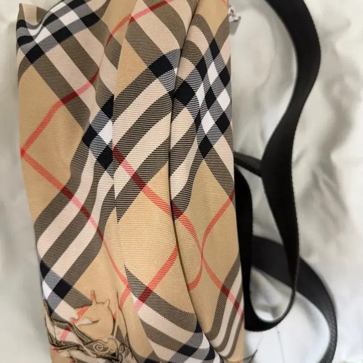 [BUNJANG] Burberry Check Belt Bag / 미사용새상품 버버리 체크벨트백판매합니다