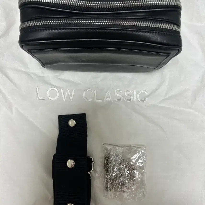 [BUNJANG] Low Classic Mini Bag / 로우클래식 미니백 새상품 3만원