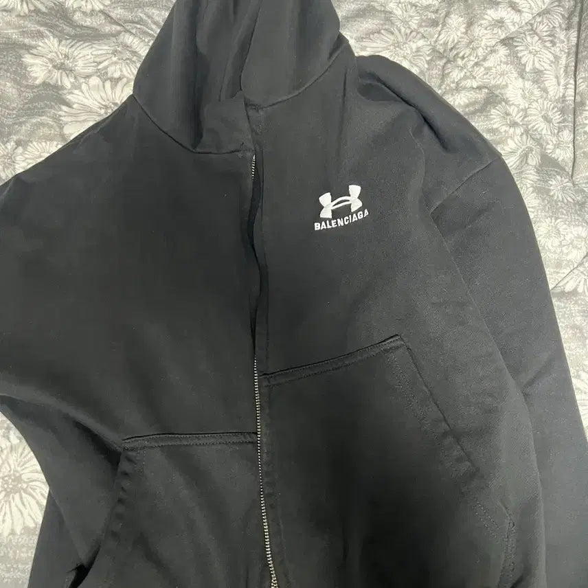 [BUNJANG] Under Armour x Valentino Training Set / 언더X발렌 트레이닝복 세트 팝니다